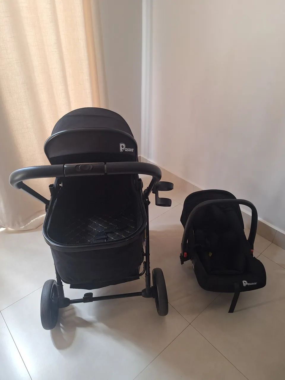 Carrinho com moisés,  bebê conforto e base veicular - Foto 3