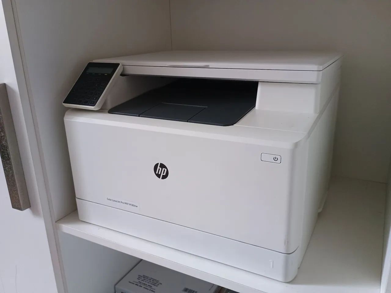 Impressora Laser HP M180NW - ideal para personalizar copos