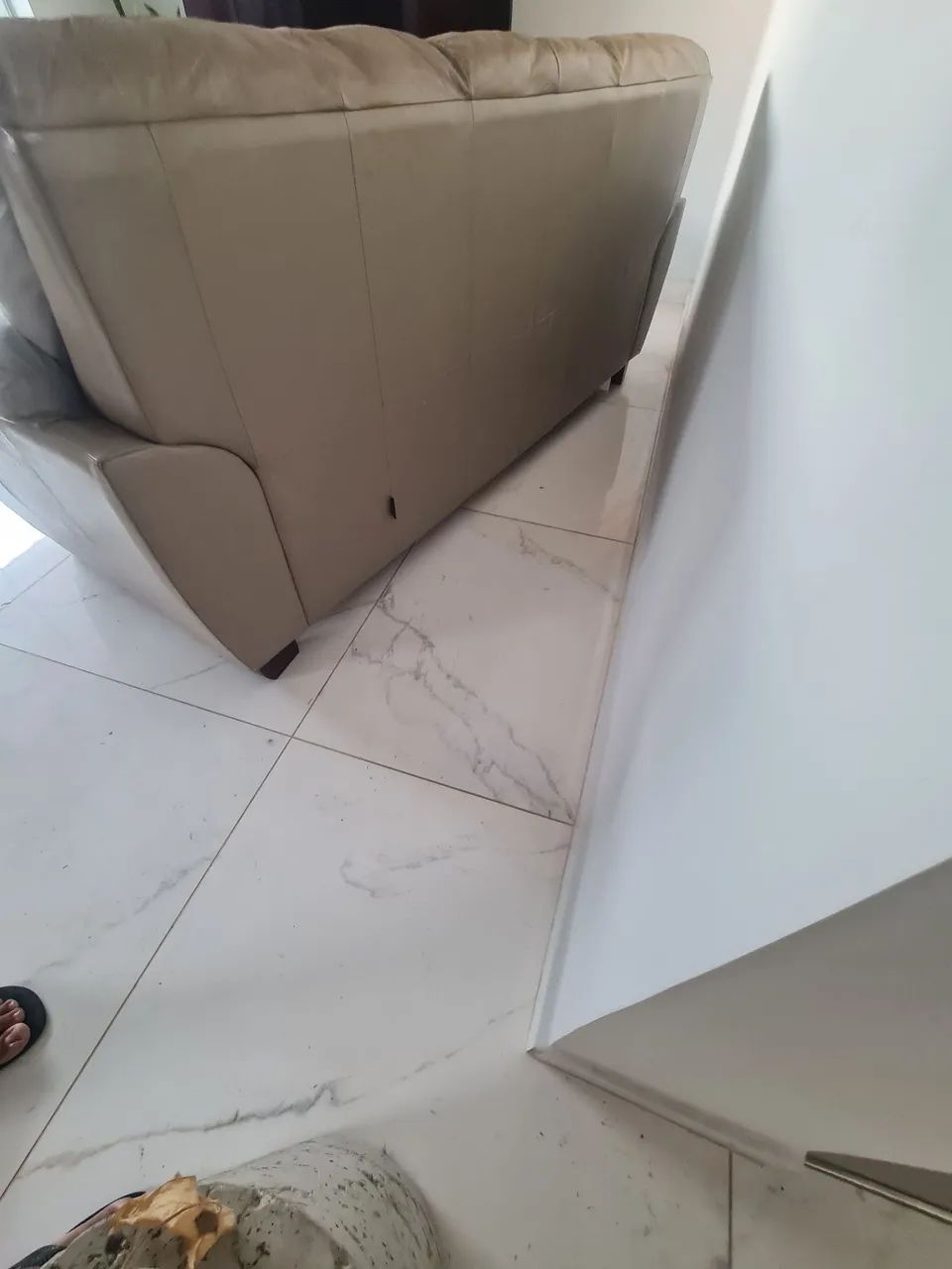 VENDE-SE SOFÁ DE 3 LUGAR - Foto 3