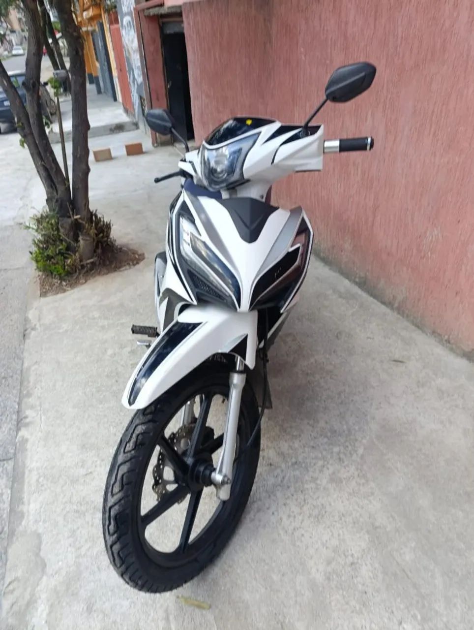 Moto 125 - Foto 4