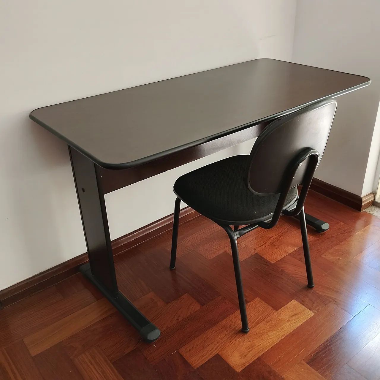 Mesa escritório com 3 cadeiras - Foto 2