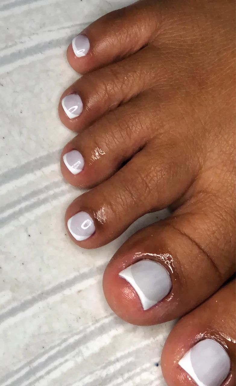 ESMALTAÇÃO EM GEL PARA PÉS - Foto 3