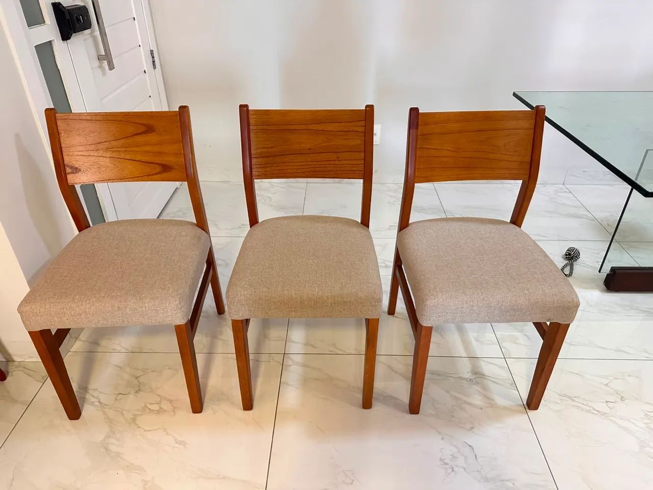 Vendo cadeira mesa de jantar  - Foto 2