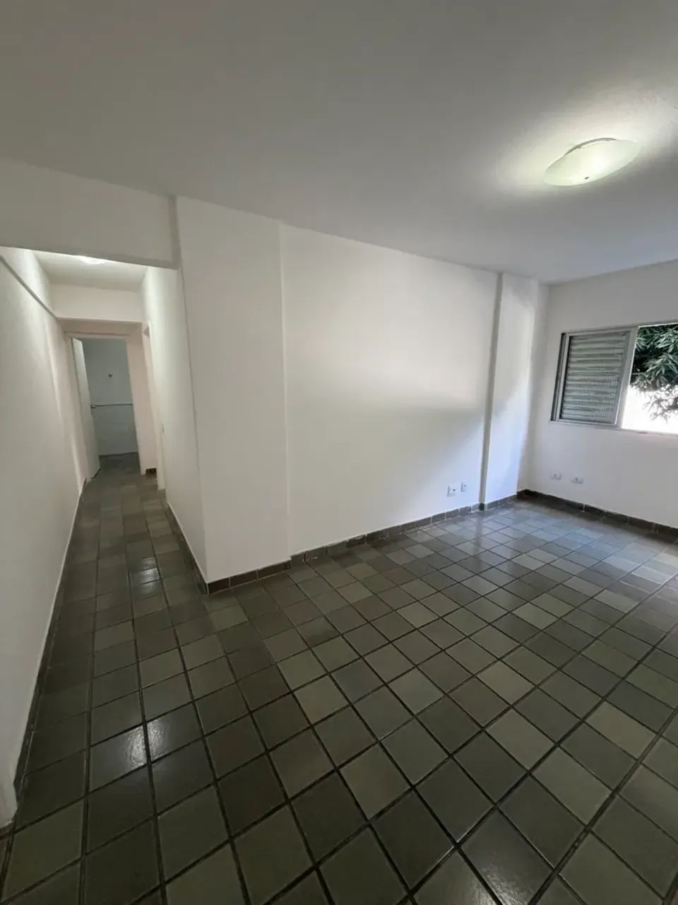 Apartamento na Jaqueira, 2 quartos mais quarto de serviço - R$ 2.700,00 - Foto 5