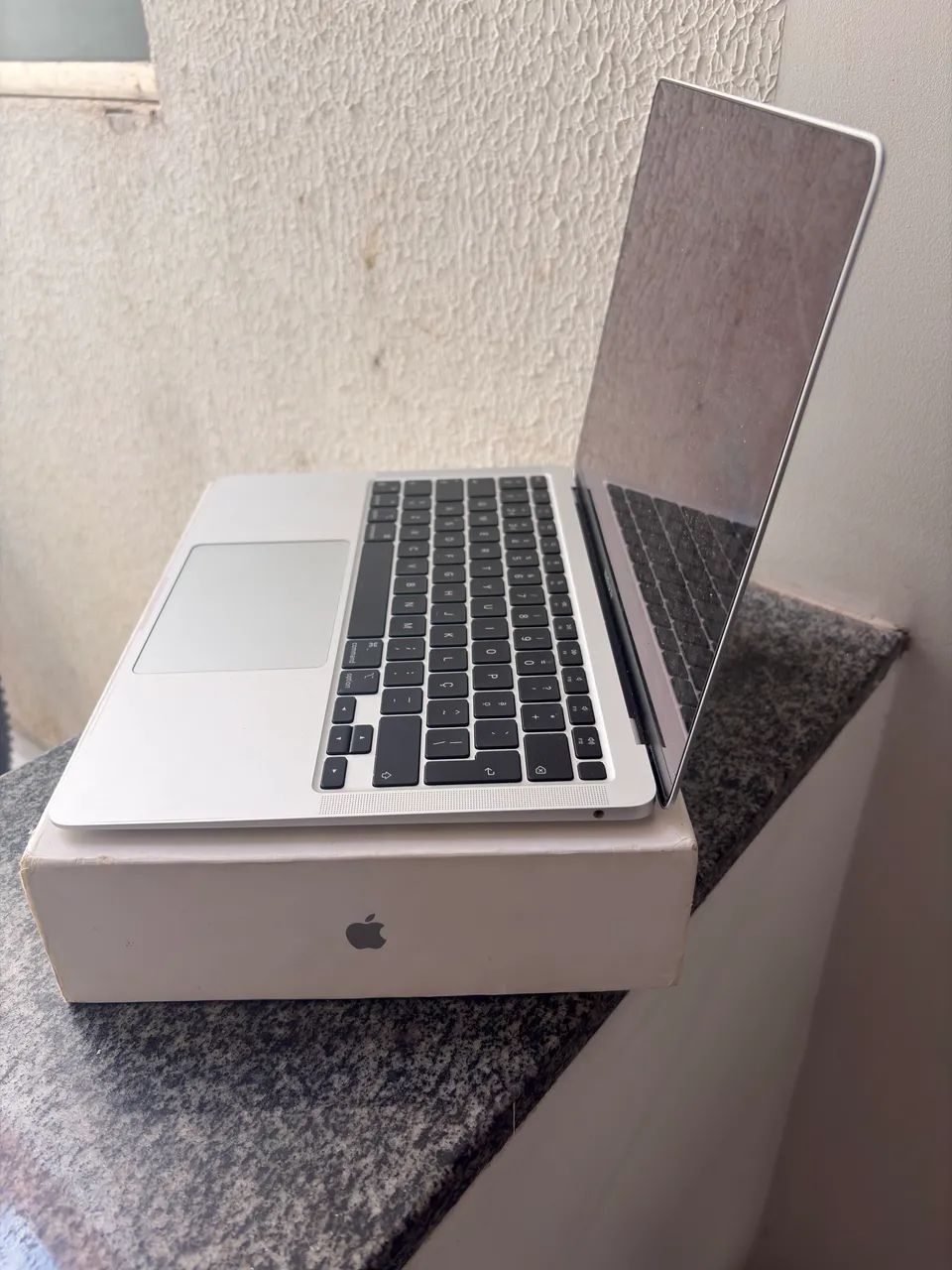 VENDO MACBOOK CHIP M1 