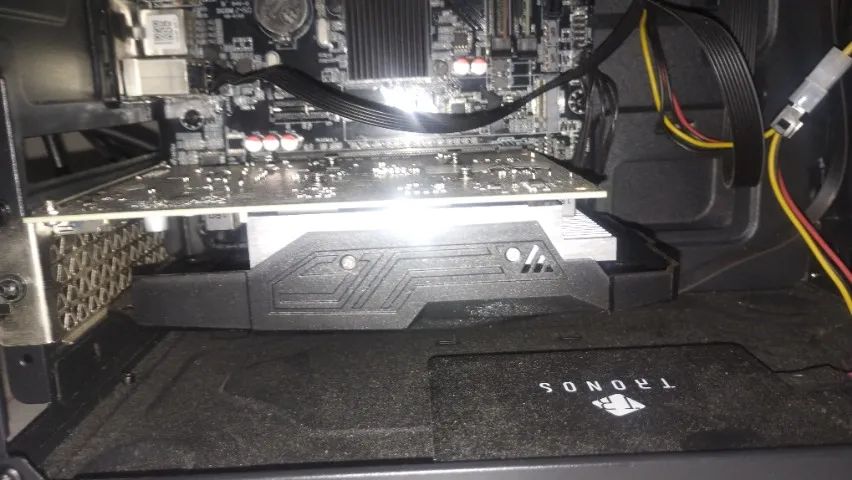 Placa de vídeo RX 550 4gb - Foto 2