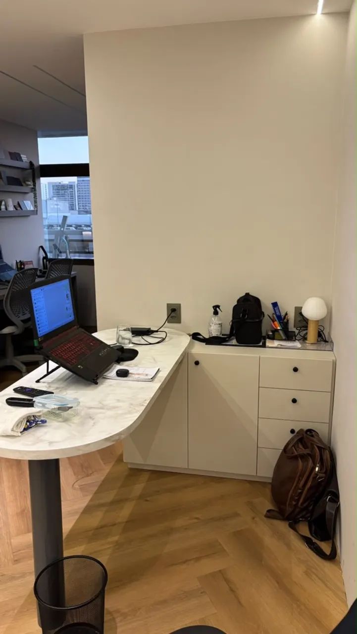 MESA DE TRABALHO COM ARMÁRIO DE APOIO  - Foto 2
