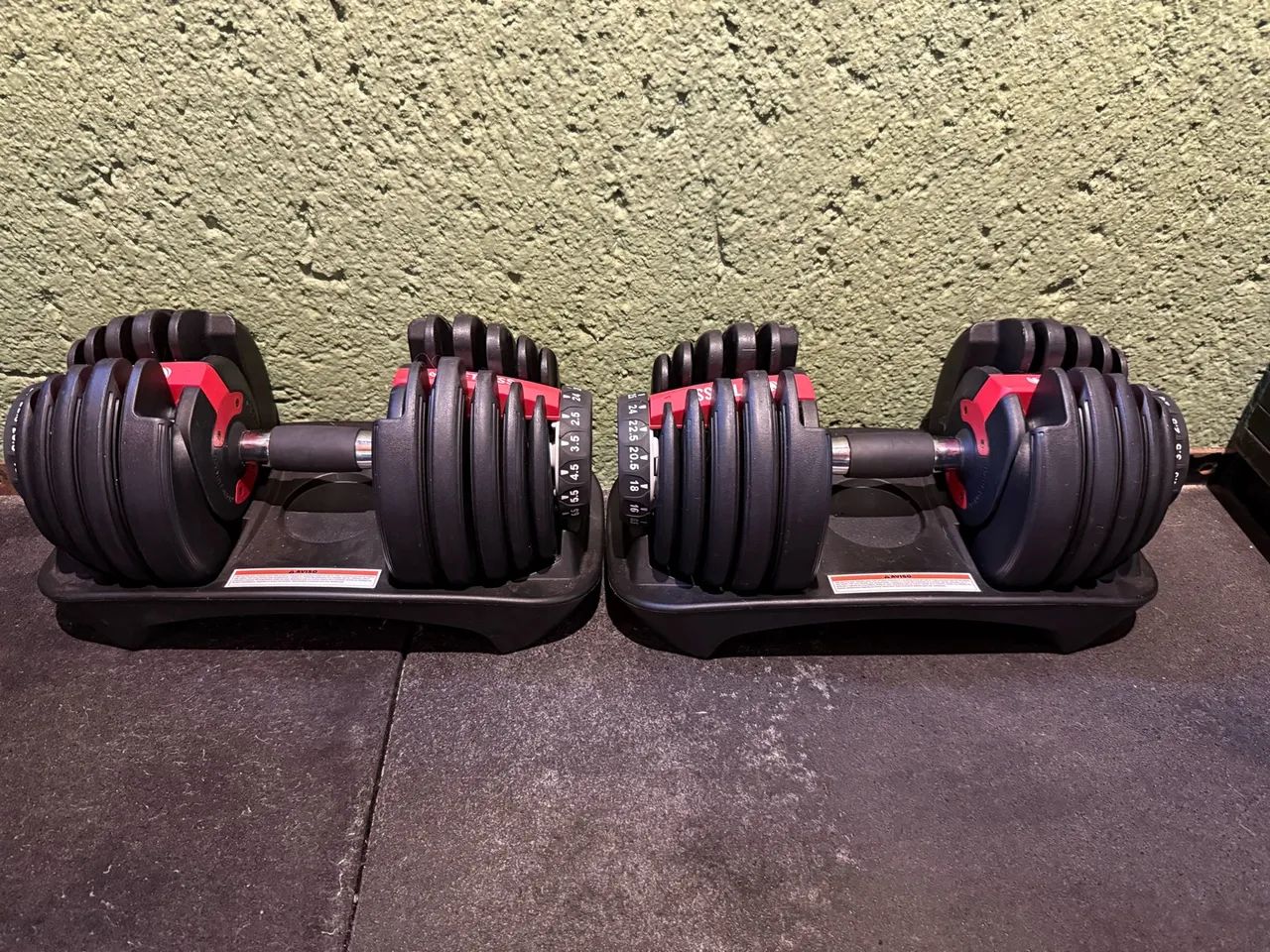 Par de halter regulável 24kg - Foto 2
