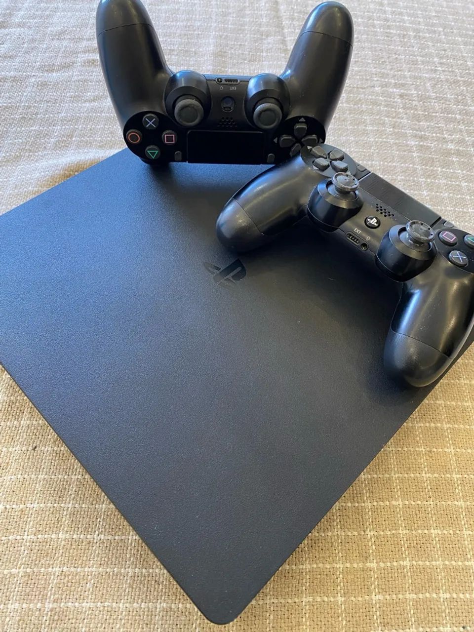Ps4 Slim - 1TB - Foto 2