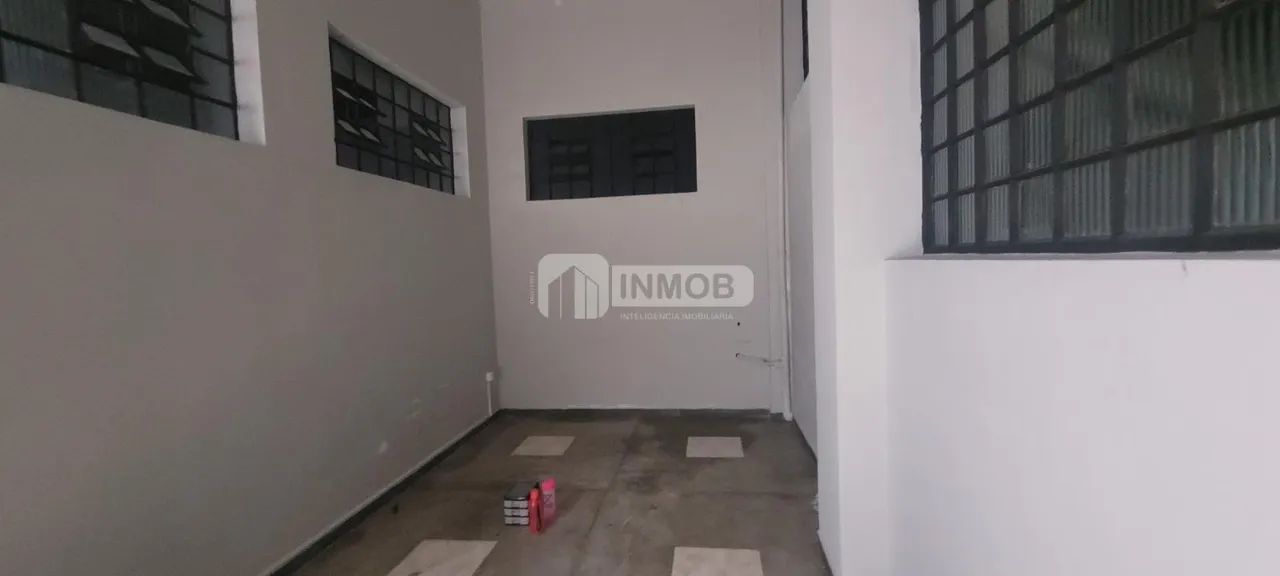 Galpão para Alugar na Vila São José, Taubaté  530m², 4 Banheiros - Foto 8
