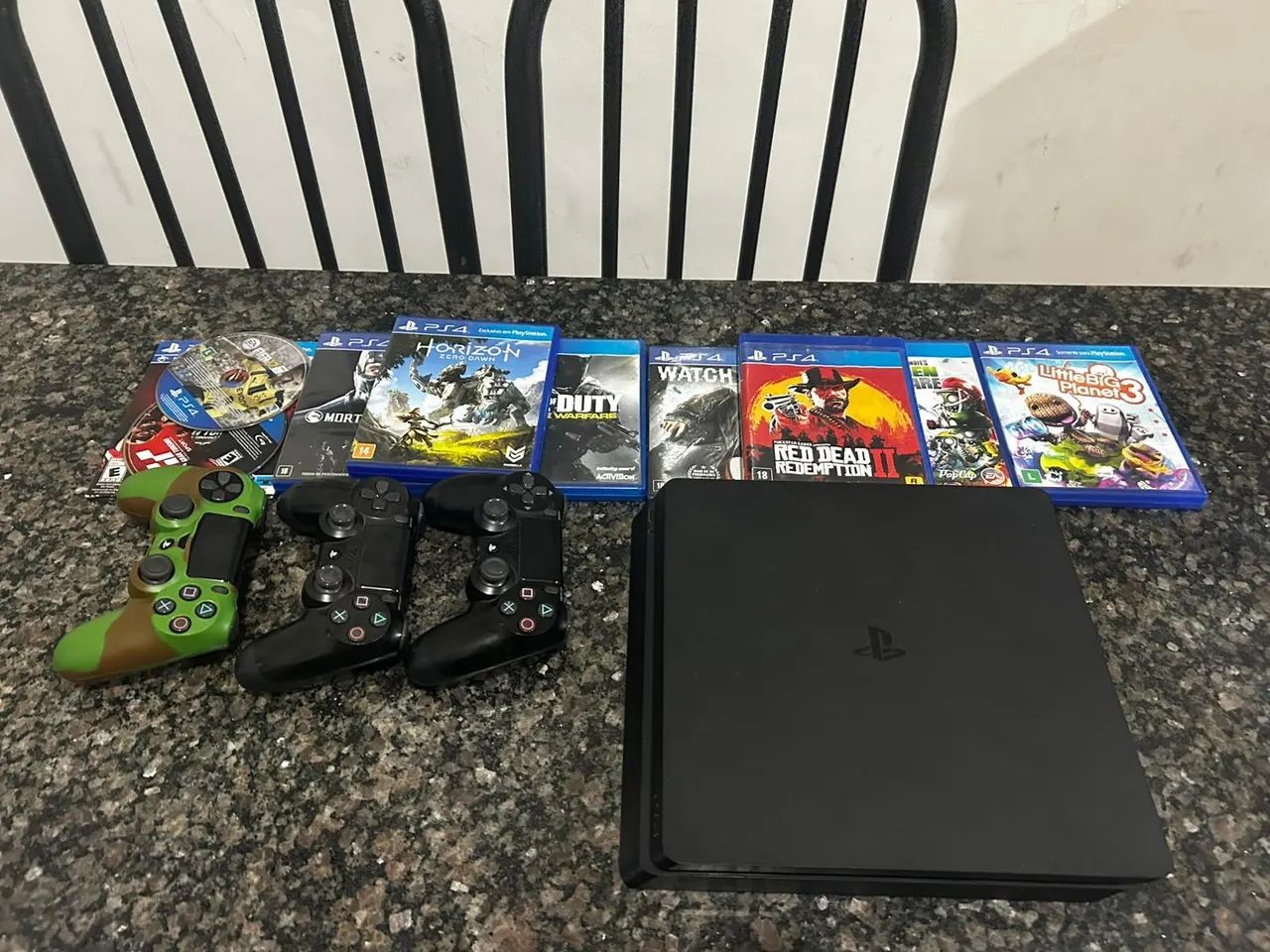 Vende-se PS4 slim  - Foto 2