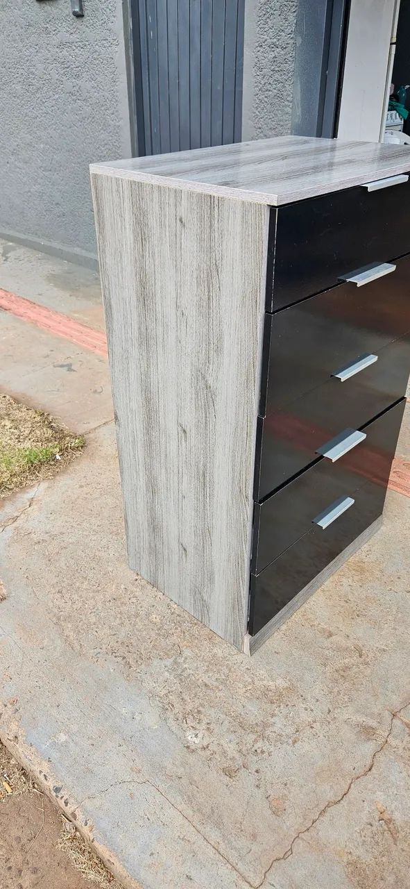 Vende - Se Cômoda Com 5 Gavetas ! - Foto 4