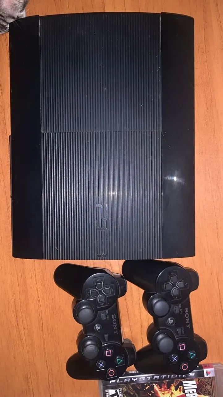 PLAYSTATION 3 SUPER SLIM COMPLETO