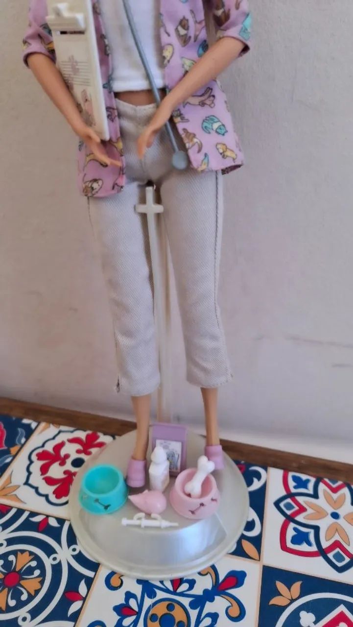 Boneca Barbie Veterinária 2005  - Foto 2