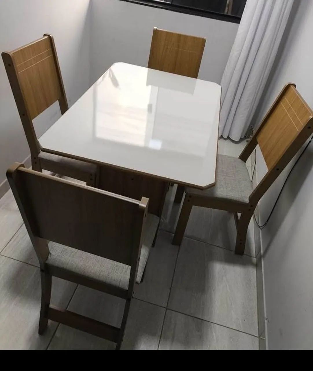 Conjunto com 4 cadeiras Évora 