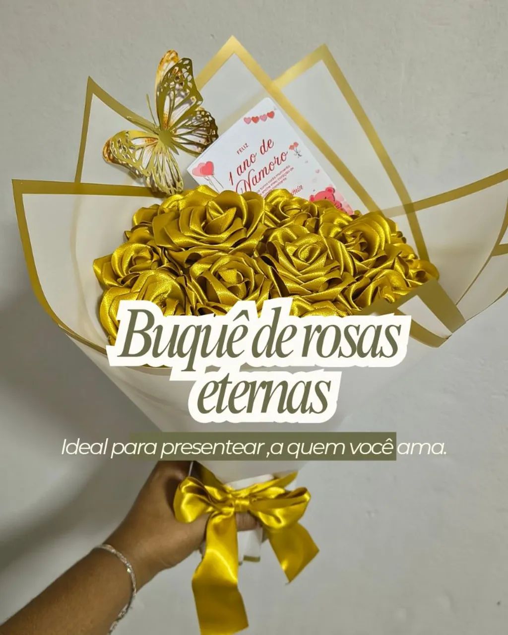 Buquê de rosas dourada M