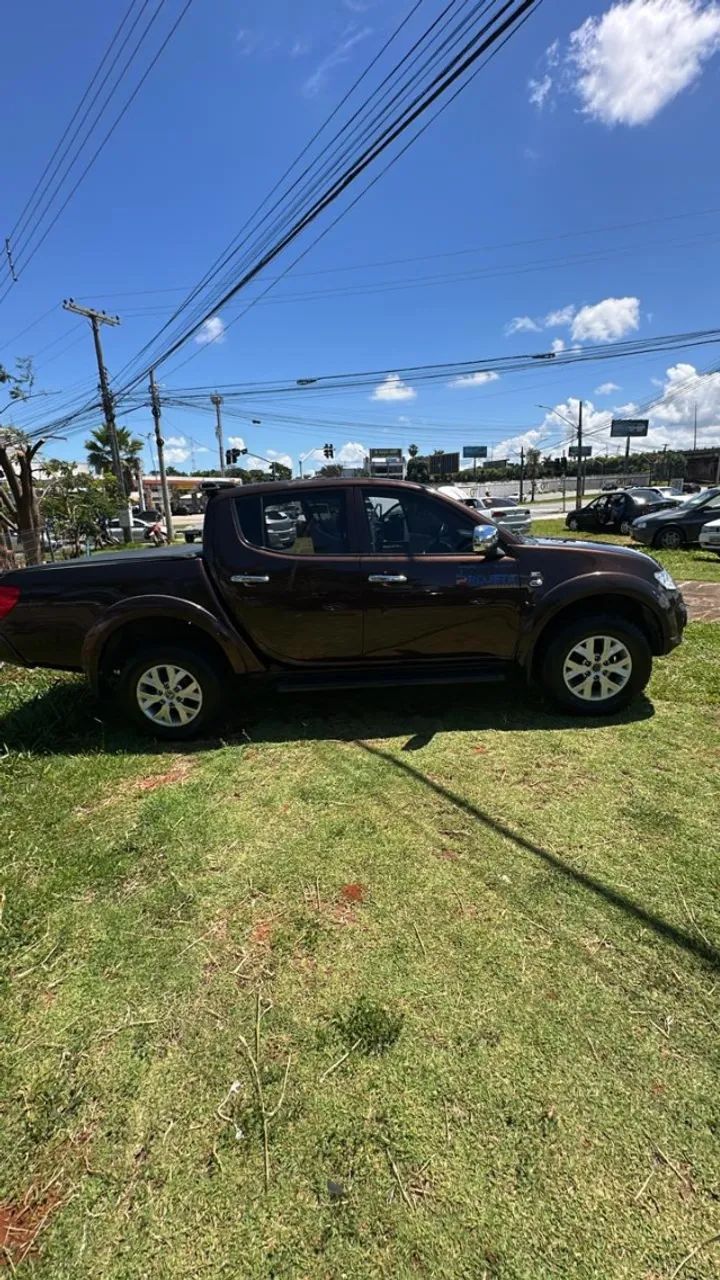 Mitsubishi L200 2016