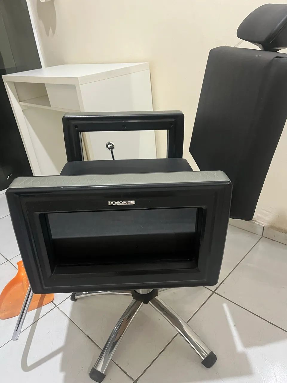 Cadeira de cabeleireira  - Foto 2