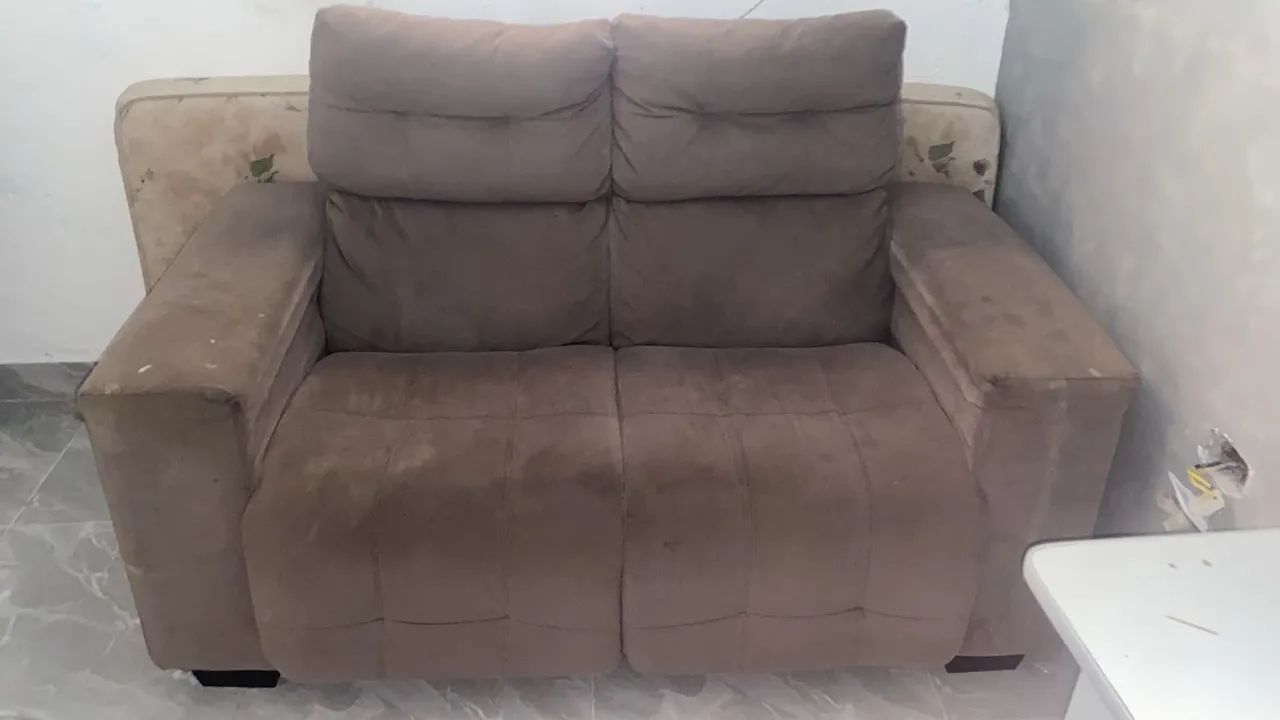 VENDO DOIS SOFA - Foto 2