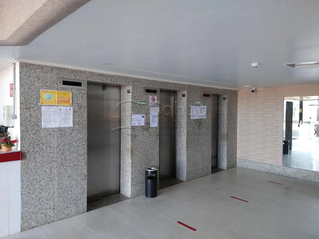 Sala Comercial com 25m² para Locação no Bairro Centro - Foto 12
