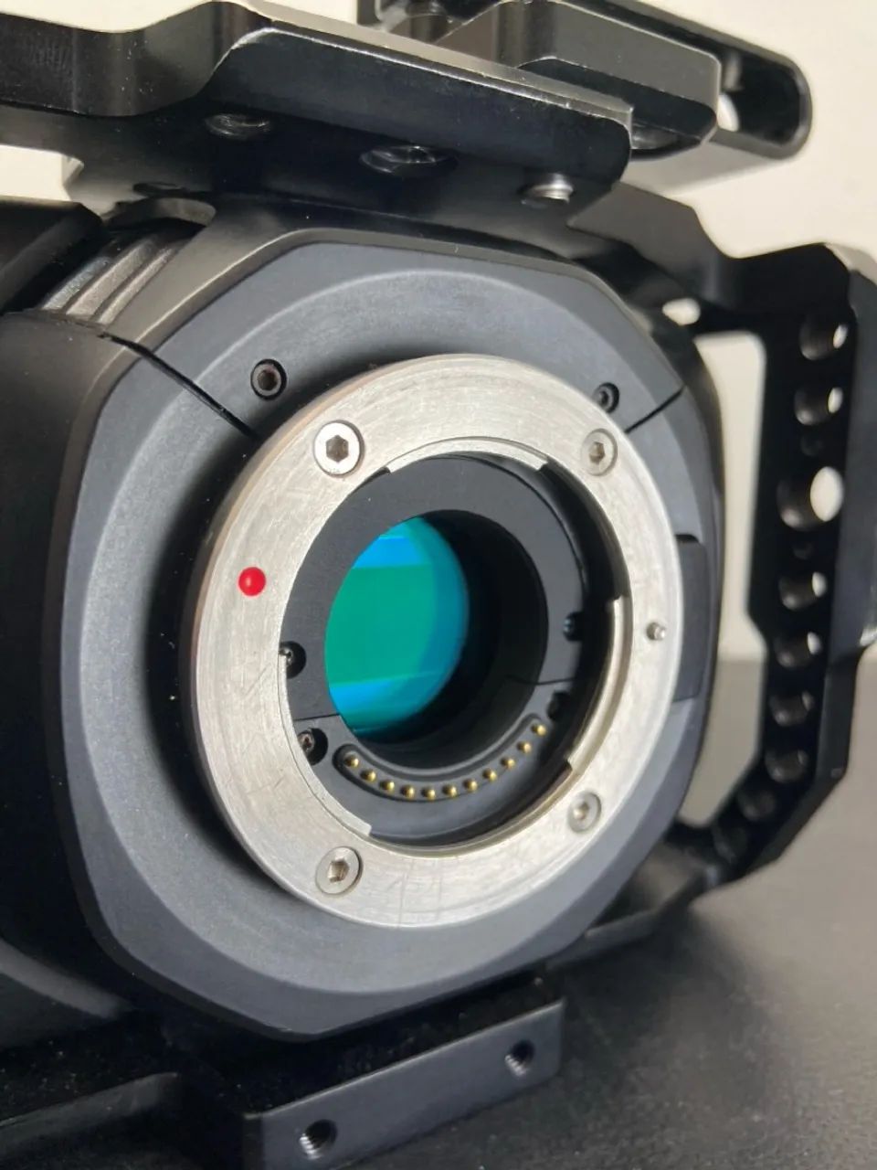 Câmera Black Magic Pocket 4K - Foto 2
