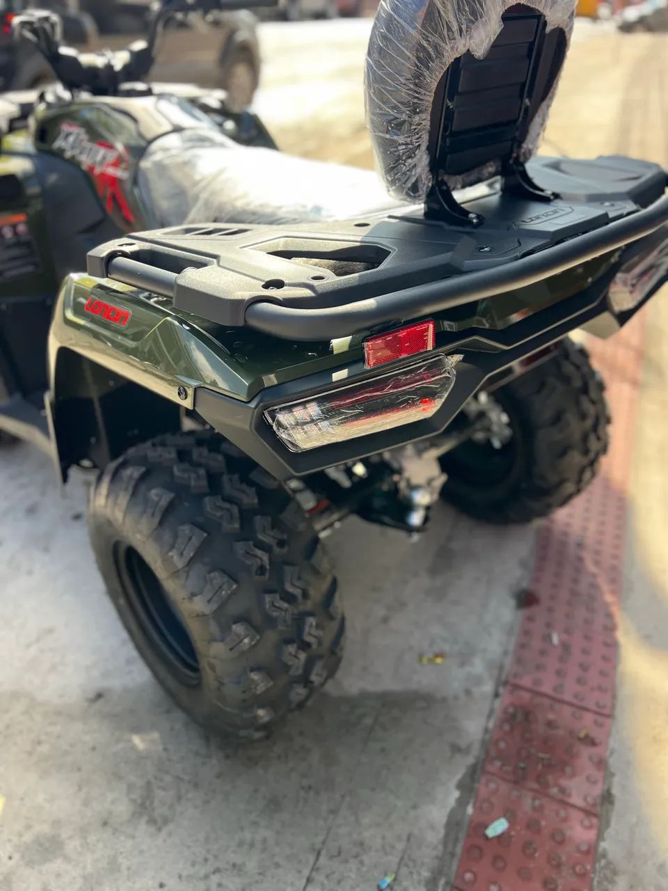 QUADRICICLO XWOLF 300cc loncin  - Foto 5