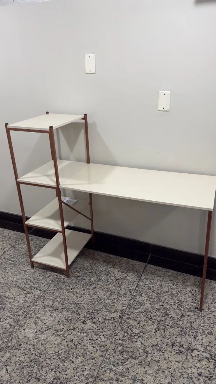 Mesa escrivaninha MDF 