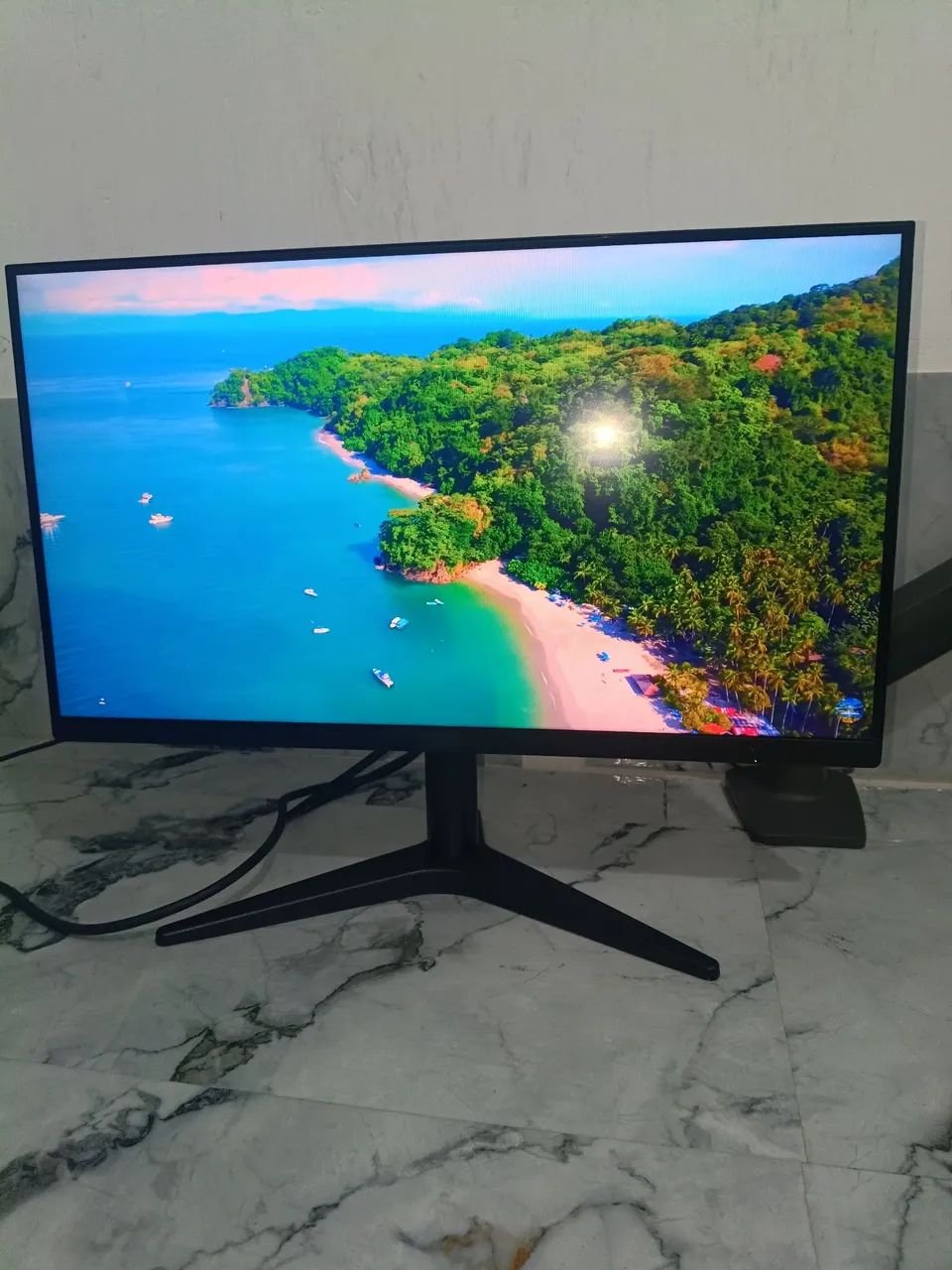 Monitor AOC 22" Full HD 75Hz HDMI/VGA - Funcionando Normal