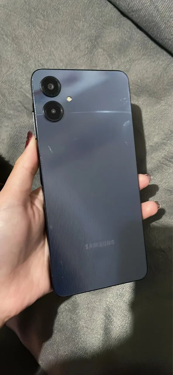 Vende celular Samsung A06 usado  - Foto 2