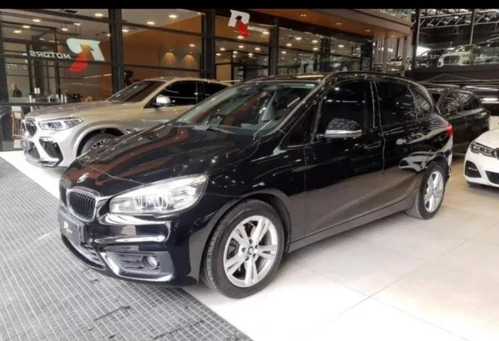 BMW 220ITourer Active Flex 2.0 TB Aut. 2016 - Foto 2