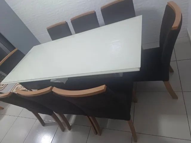 VENDO MESA DE JANTAR COM 8 CADEIRAS - Foto 4