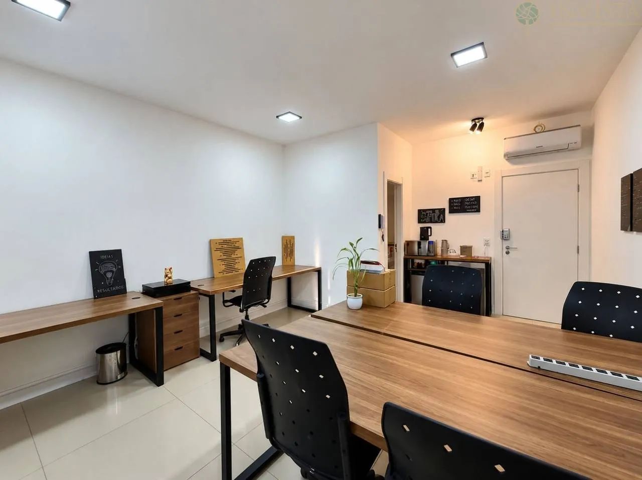 Sala comercial com 1 vaga no Estreito, em Florianópolis - Foto 2