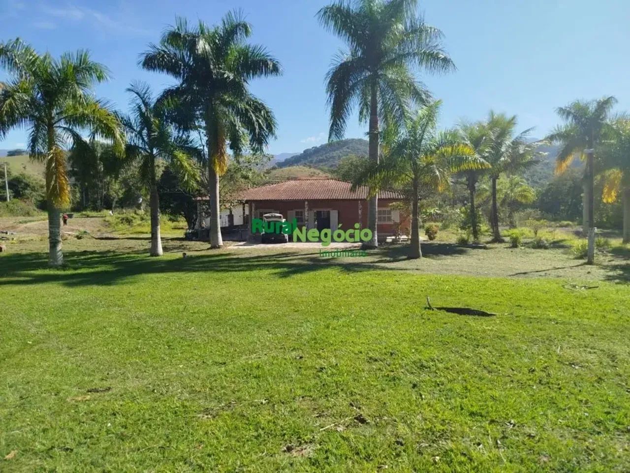 CHÁCARA PLANA E FORMADA  COM CASAS NO GRAMINHA EM PINDAMONHANGABA-SP