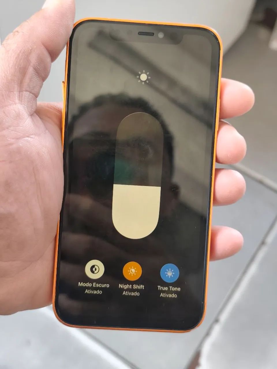Vendo iPhone 11 sabor 17 pro  - Foto 5