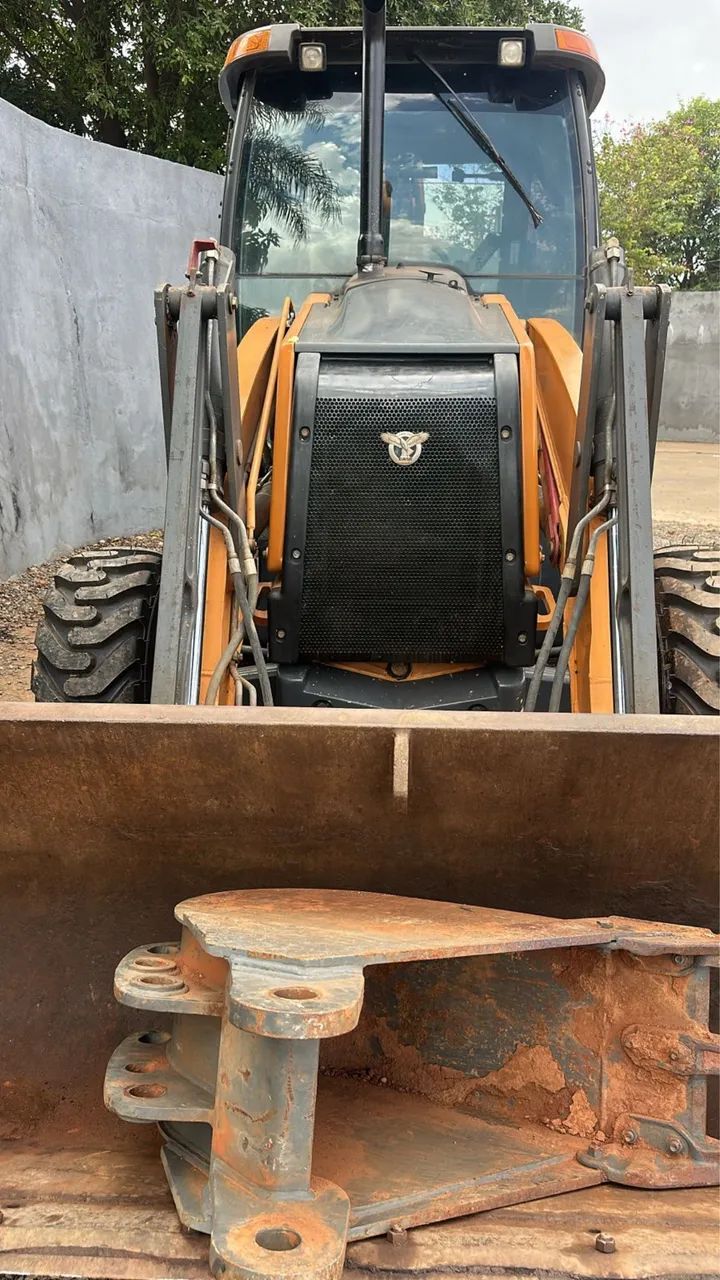 Retroescavadeira case 580N