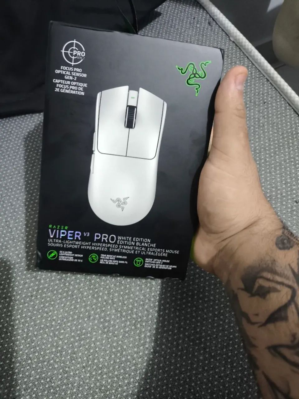 Razer Viper v3 PRO White - Periféricos e Acessórios de Computador