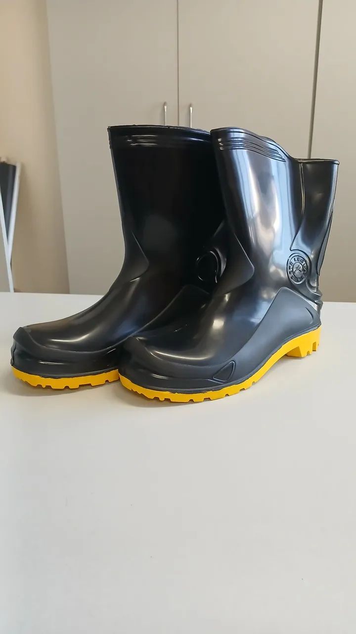 Bota de Chuva/Galocha n° 39 (Nova)