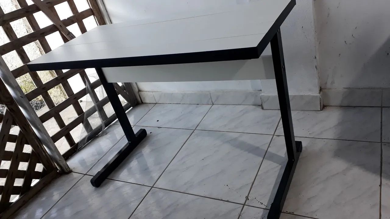 Mesa para escritório/estudo