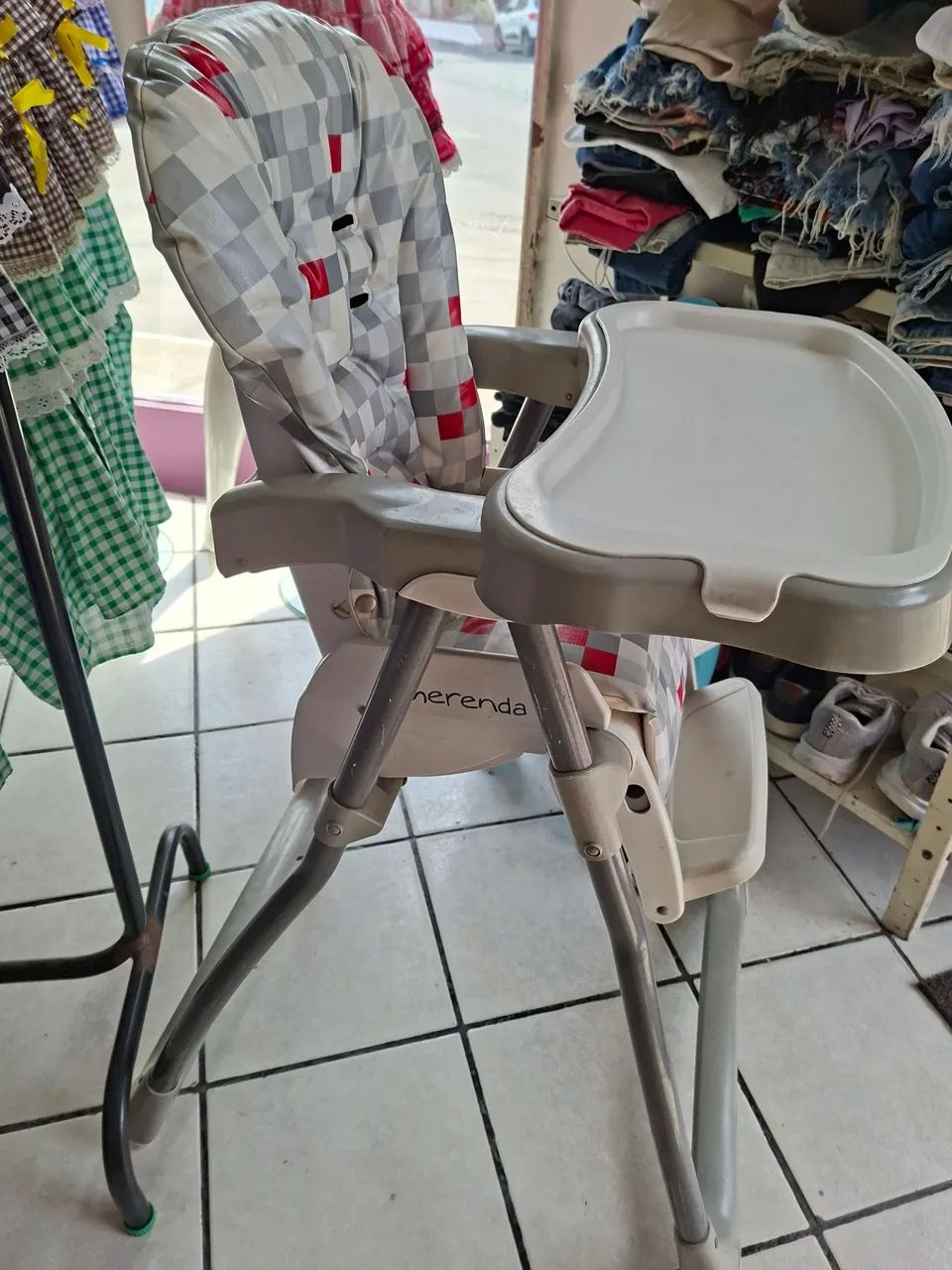 Cadeira de alimentação  - Foto 2