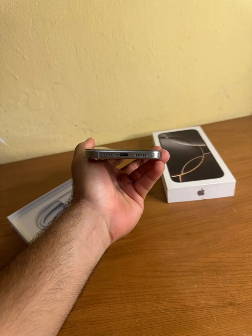 Iphone 16 pro max - bateria 91 % - TROCO/ PARCELO - Foto 4