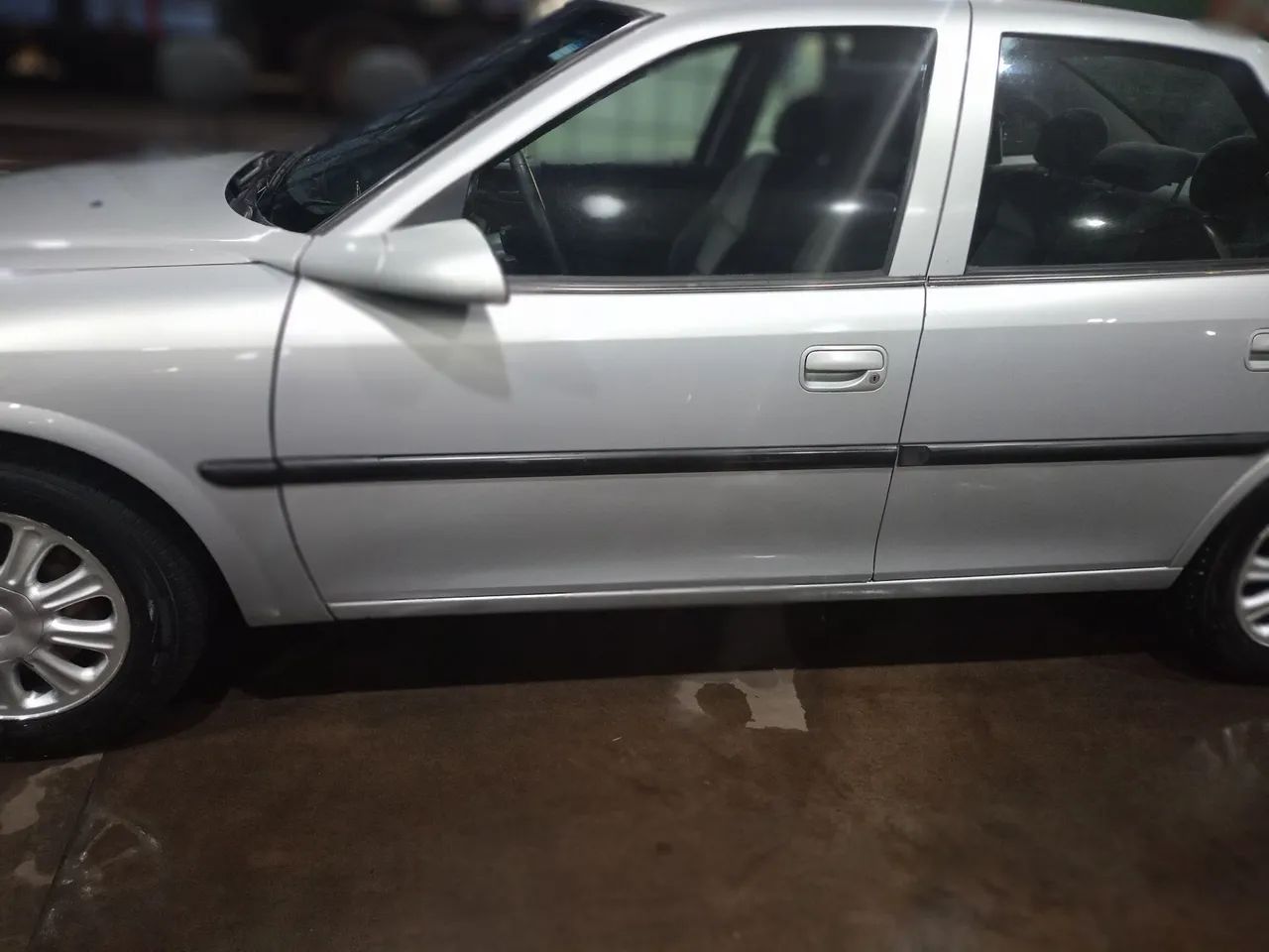 Chevrolet Vectra CD 2.2 16V / 2.0 16V Mec./aut. 1999