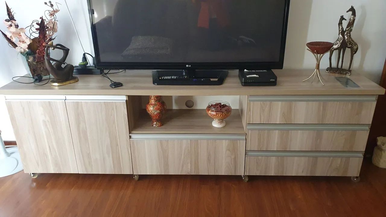 Rack TV