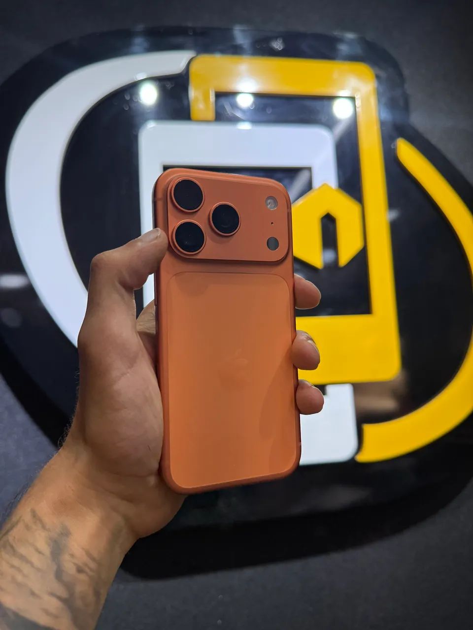 IPHONE 17 PRO 256gb laranja 