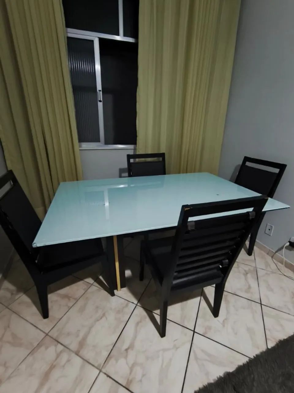 Mesa 4 lugares tampa de vidro  - Foto 2