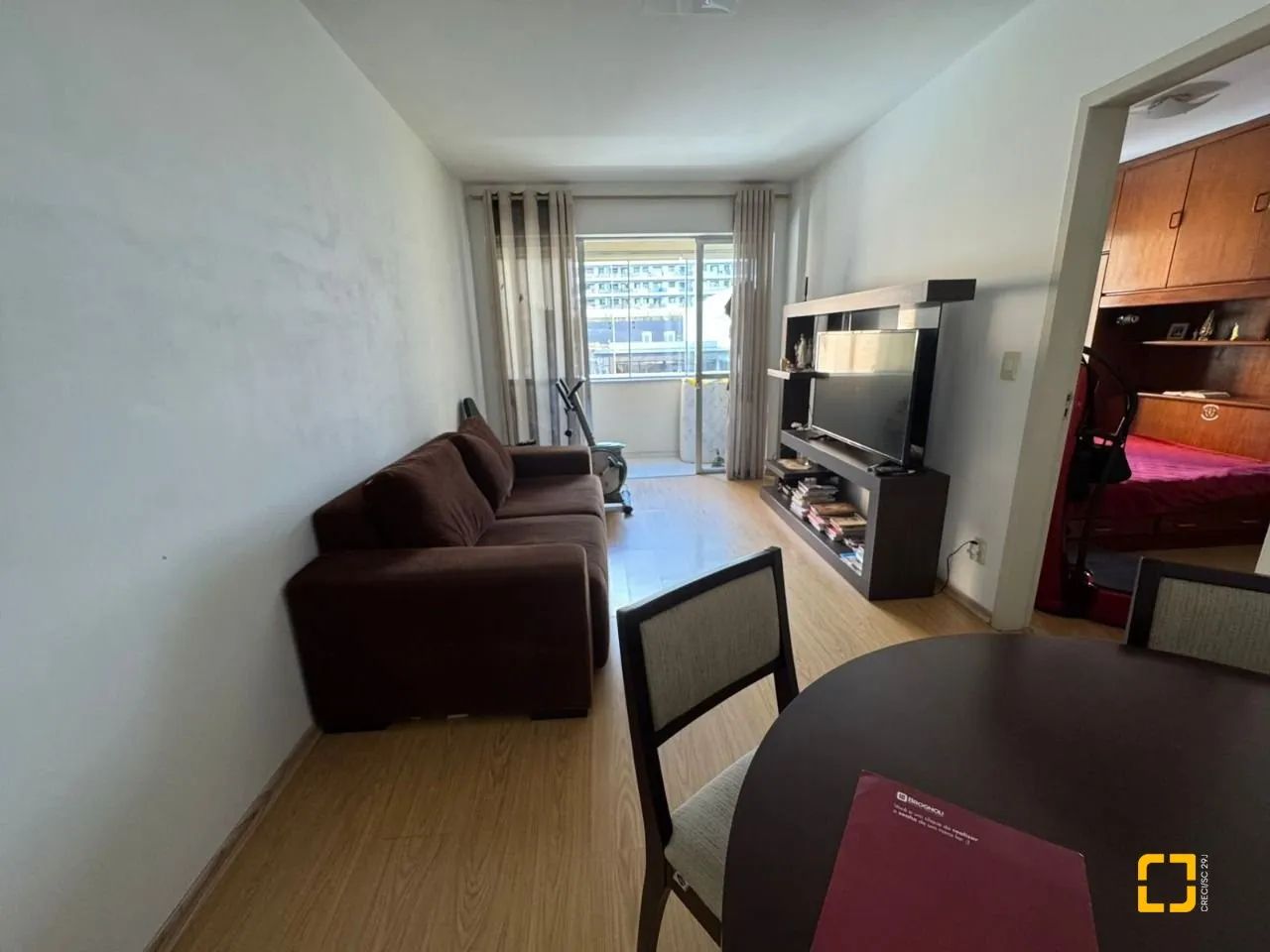 Apartamento 1 Dormitório no Centro de Florianópolis - Mobiliado e com Vaga Coberta! - Foto 2