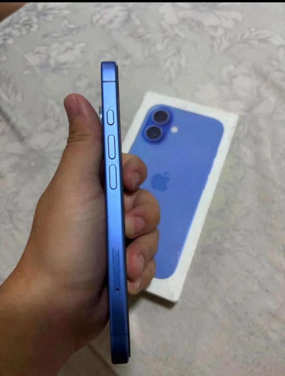 iPhone 16  - Foto 3