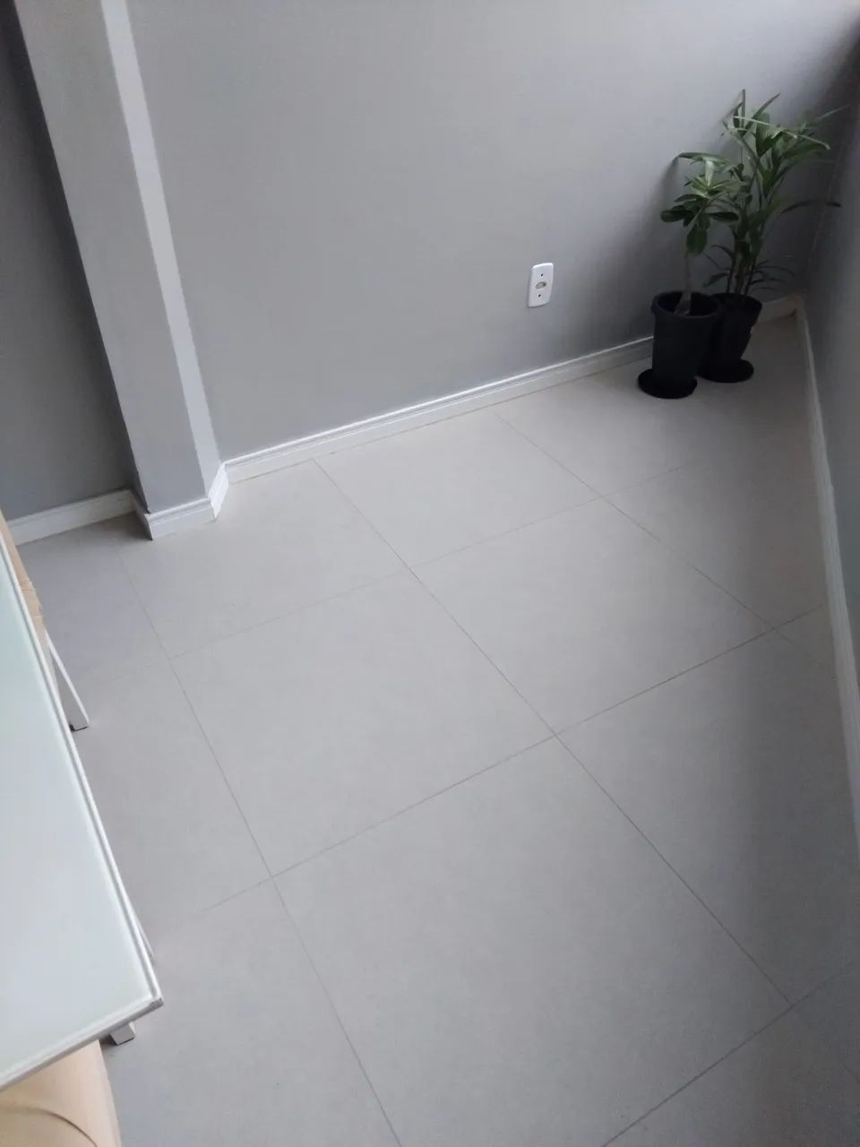 Piso Porcelanato acetinado fosso da branco gress - Foto 2