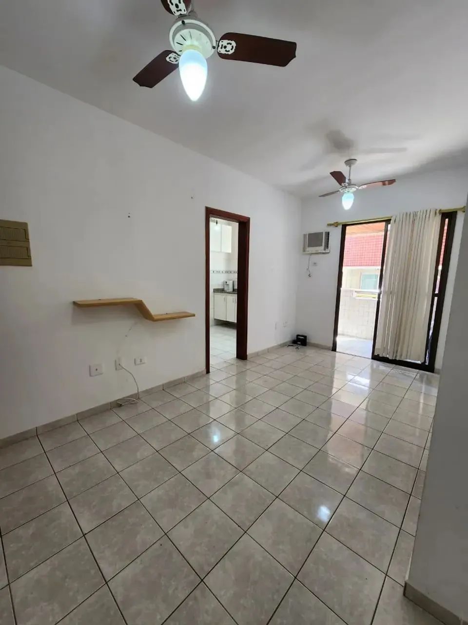 APARTAMENTO 100 METROS DA PRAIA, GUILHERMINA, 1 QUARTO