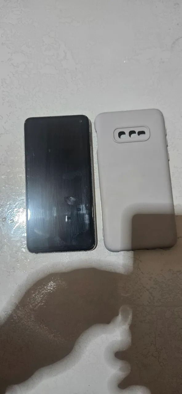Celular Samsung S10e mine  - Foto 2