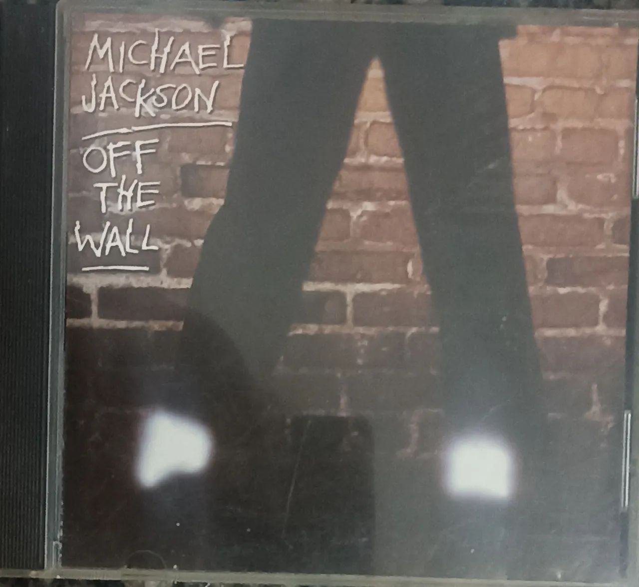 Cd Michael Jackson - Thriller, bad e the wall - Foto 3